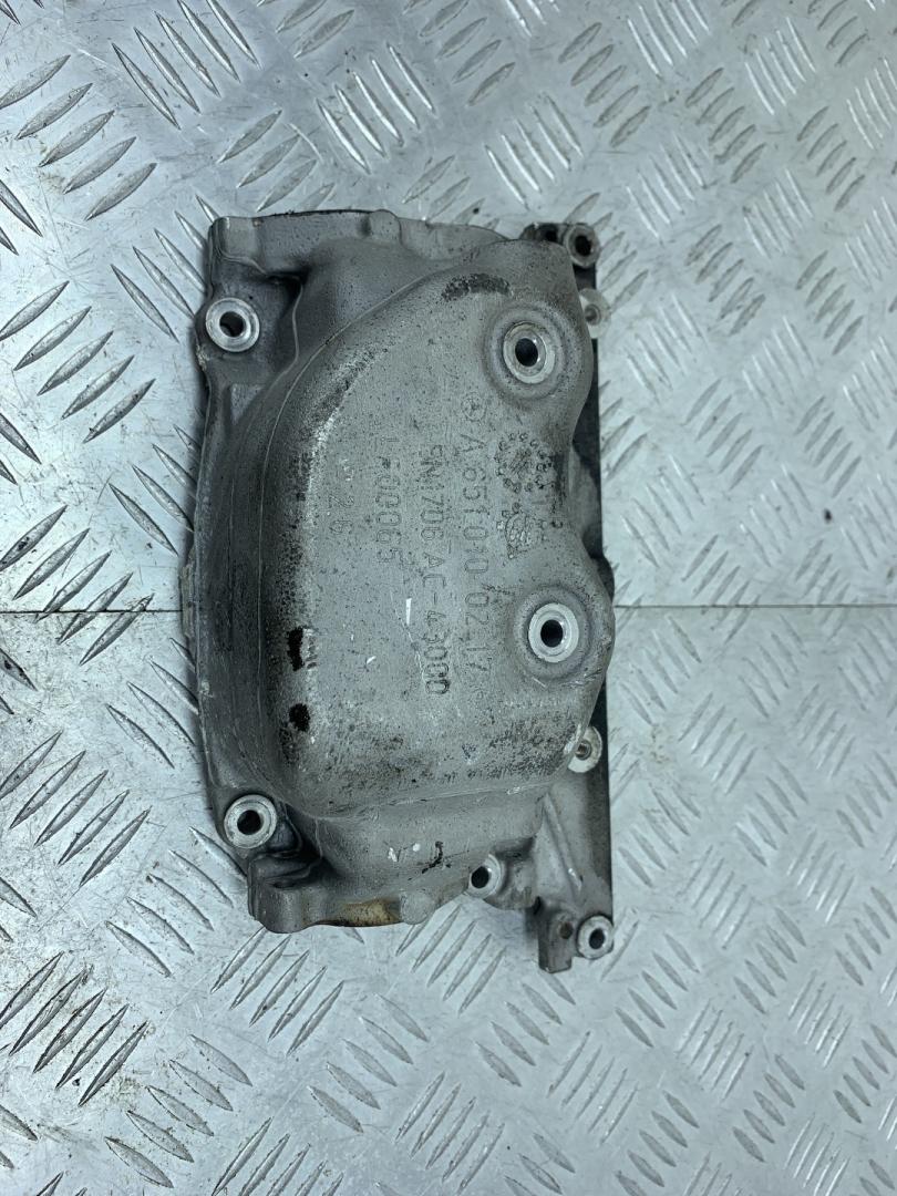 крышка двигателя передняя Mercedes-Benz Sprinter 2 поколение (W906) (2006 - 2014), 2.1 л., OM 651.955, дизель, МКПП, зеленый, задний привод, A6510100217 - фото №1