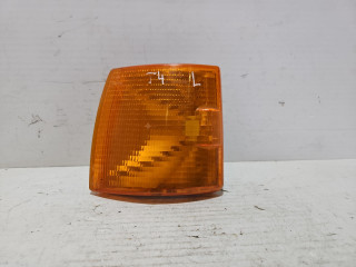 поворотник левый Volkswagen Transporter T4 1995, 701953049