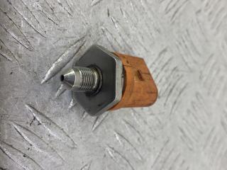 датчик давления топлива Skoda Yeti 1 поколение (2009 - 2014), бензин, МКПП, коричневый, 06J906051D, 0261545051