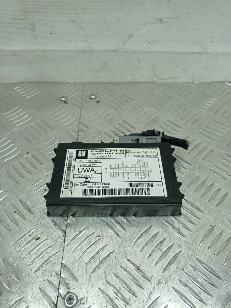 блок комфорта Opel Antara 1 поколение 2006, 2.0 л., Z 20 DMH, дизель, 5МКПП, серебро, внедорожник 5 дв., полный привод, 454942368 - фото №1