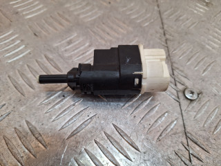 Датчик педали тормоза (лягушка) Renault Clio 3 поколение 2007, 1.2 л., D4F 740, бензин, МКПП, хетчбэк 3 дв., передний привод, 253206170R