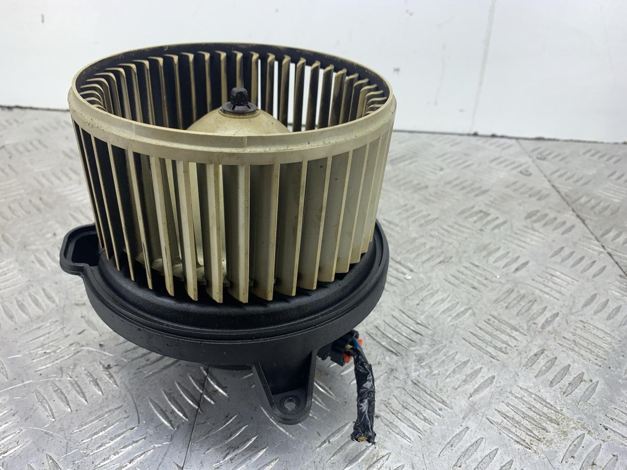 моторчик печки Nissan Navara D40 (2005 - 2010), 5NEH19805AD - фото №1