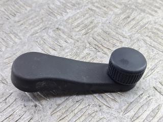 ручка стеклоподъемника задней Skoda Octavia 2 поколение (A5) [рестайлинг] 2011, 1.6 л., CAYC, дизель, 5МКПП, оливковый, хетчбэк 5 дв., передний привод, 1H0837581D