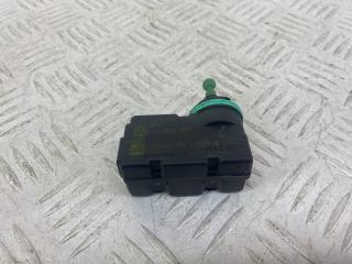 корректор фар Volkswagen Golf 4 поколение 2000, 1J0941295F