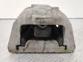 подушка крепления двигателя Volkswagen Golf 4 поколение (1997 - 2006), 1J0199262BF - фото №2