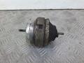 подушка крепления двигателя Audi A4 B5 1997, 1.6 л., AHL, бензин, МКПП, универсал, 8D0199379J - фото №4
