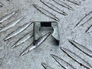 крепление форсунки Audi A4 B7 2006, 1.8 л., BFB, бензин, МКПП, универсал