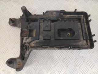 полка аккумулятора Volkswagen Passat B6 (2005 - 2010), 2.0 л., дизель, универсал, 1K0915333C