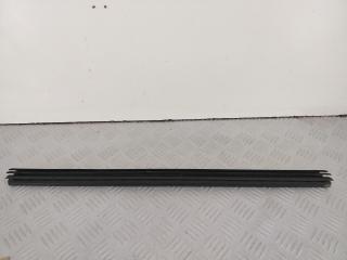 молдинг стекла Skoda Yeti 1 поколение (2009 - 2014), бензин, МКПП, коричневый, 5L0839480