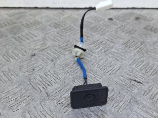 кнопка открытия багажника Mazda 6 3 поколение [2-й рестайлинг] 2020, 2.0 л., бензин, МКПП, красный, универсал, передний привод, GS2A676S0