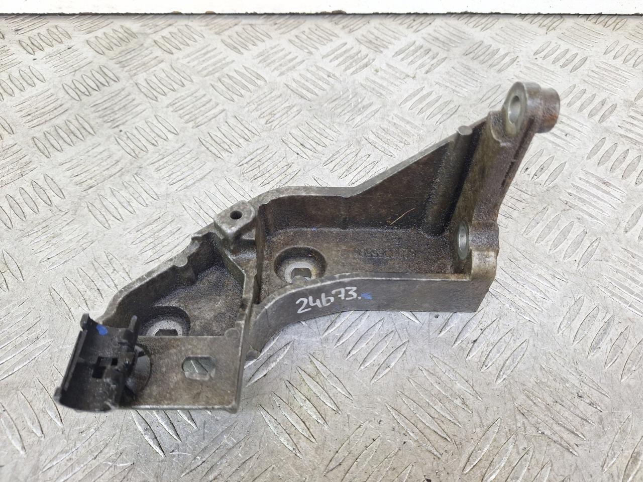 кронштейн ТНВД Renault Laguna 2 поколение 2002, 1.9 л., дизель, 8200055566 - фото №1