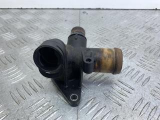 фланец (тройник) системы охлаждения Audi A4 B7 2006, 1.8 л., BFB, бензин, МКПП, универсал, 06B121133D