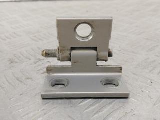петля двери Volvo V70 2 поколение 2001, 2.4 л., B 5244 T3, бензин, АКПП, серебро, универсал, полный привод