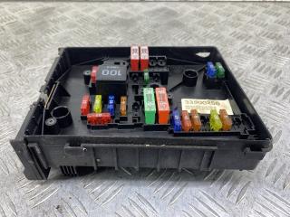 блок предохранителей Volkswagen Golf 6 поколение 2008, 1.4 л., CGGA, бензин, 5МКПП, голубой, хетчбэк 5 дв., передний привод, 1K0937125B