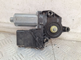 моторчик стеклоподъемника задний правый Volkswagen Golf Plus 1 поколение [рестайлинг] 2011, 1.2 л., CBZB, бензин, МКПП, передний привод, 5M0839402F, 0130821430, 05075772, 5K0959794