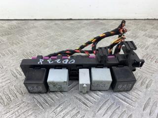 блок реле Volkswagen Golf 6 поколение 2008, 1.4 л., CGGA, бензин, 5МКПП, голубой, хетчбэк 5 дв., передний привод, 1K1937503