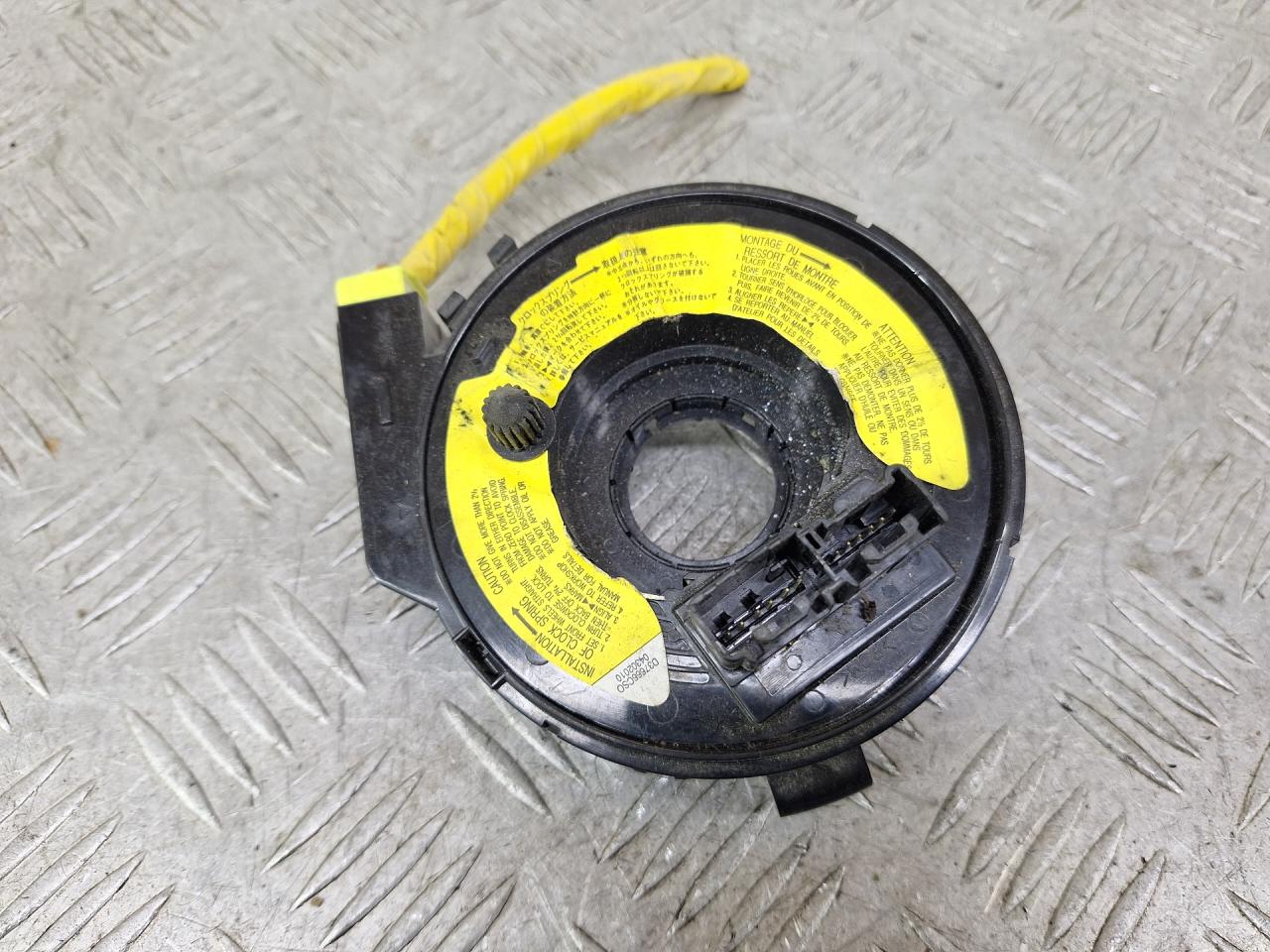 шлейф руля Mazda 2 1 поколение 2005, 1.4 л., бензин, МКПП, серый, минивэн, передний привод, 04302010, D37666CSO - фото №1