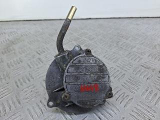 насос вакуумный Mercedes-Benz A-Класс W168/V168 [рестайлинг] 2004, 1.7 л., OM 668.942, дизель, АКПП, синий, минивэн, передний привод, A6682300165