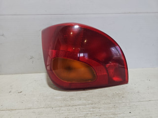 фонарь задний левый Ford Fiesta 4 поколение [рестайлинг] 2000, 1.3 л., DHE, бензин, МКПП, серебро, хетчбэк 3 дв., передний привод