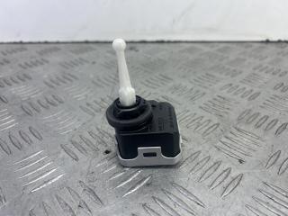 корректор фар Mercedes-Benz Vito W638 (1996 - 2003)