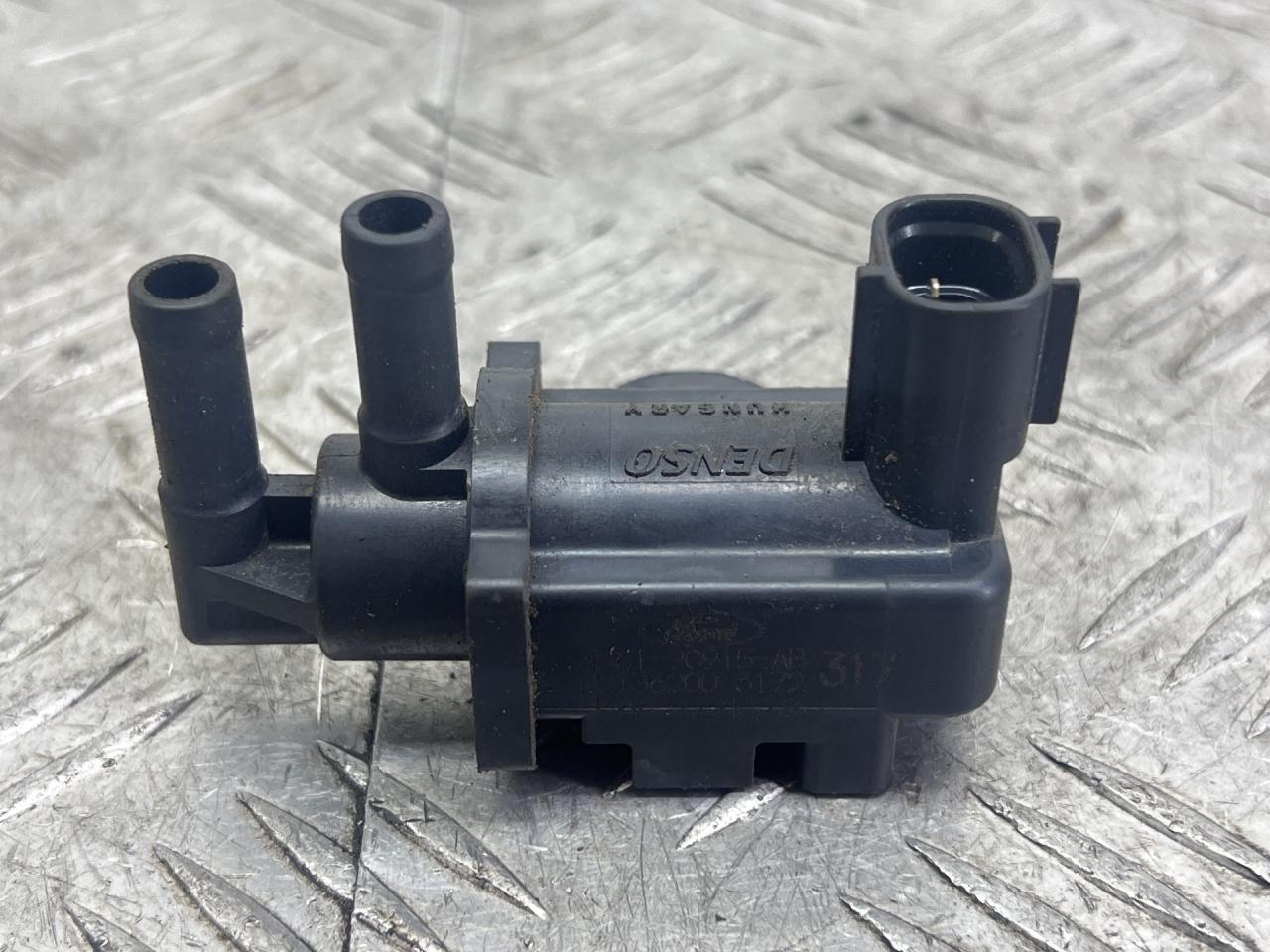 клапан вентиляции топливного бака Ford Fiesta 5 поколение (2001 - 2007), 1.3 л., BAJA, бензин, 4S61-9C915-AB - фото №1