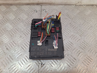 блок предохранителей Nissan Micra 4 поколение (K13) 2011, 1.2 л., HR12DE, бензин, МКПП, хетчбэк 5 дв., передний привод, 081134300892, 284B71HR0C