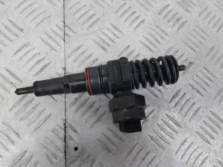 форсунка Volkswagen Passat B5 1999, 1.9 л., дизель, зеленый, универсал, передний привод, 038130073F