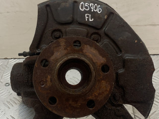 ступица передняя левая Skoda Octavia 1 поколение (A4) [рестайлинг] 2000, 2.0 л., AQY, бензин, МКПП, серебро, хетчбэк 5 дв., передний привод