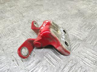 петля двери Chevrolet Spark M300 2012, 1.0 л., бензин, МКПП, красный, хетчбэк 5 дв., передний привод, A047587