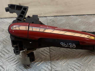 ручка наружная задняя правая Mercedes-Benz A-Класс W168/V168 [рестайлинг] 2002, 1.9 л., M 166.990, бензин, МКПП, красный, минивэн, передний привод