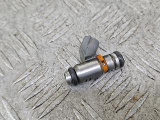 форсунка Volkswagen Golf 4 поколение 2000, 1.4 л., бензин, IWP092