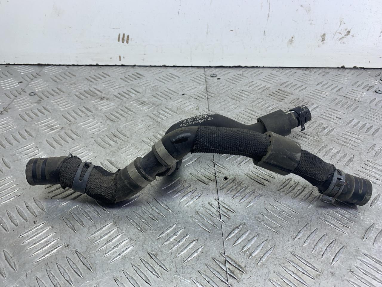 патрубок радиатора Volkswagen Caddy 5 поколение 2022, бежевый, фургон, передний привод, 3Q0122058E - фото №1