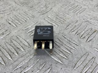 реле (прочие) Chrysler Voyager 4 поколение 2004, 2.5 л., ENJ, дизель, МКПП, темно-синий, минивэн, передний привод, 21911C, 05269988AA, 3303A3