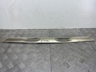 накладка подсветки номера Honda Civic 8 поколение (2005 - 2008), седан, 74890SNB00