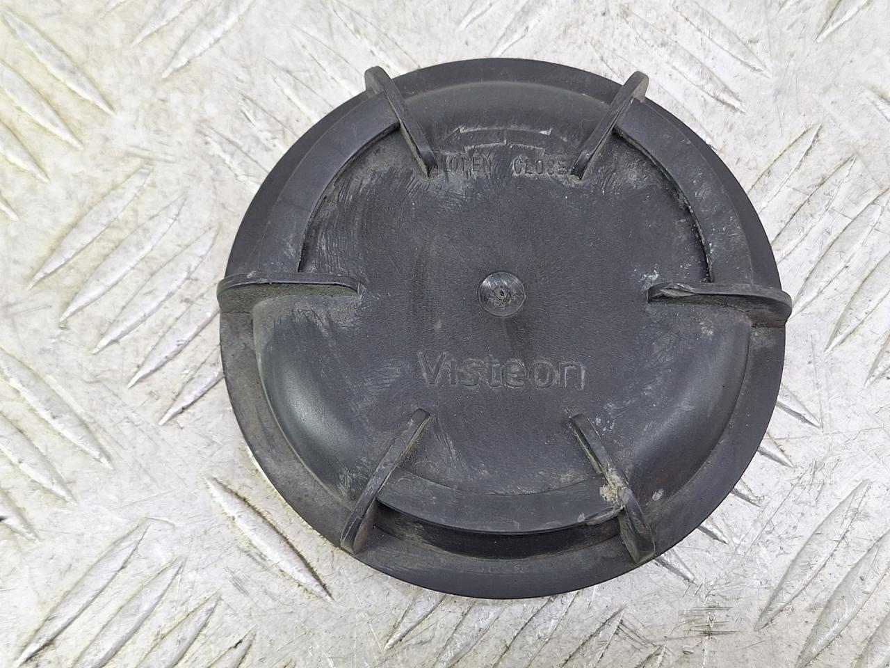 крышка фары Ford Focus 3 поколение 2013, 1.6 л., дизель, МКПП, черный, хетчбэк 5 дв., передний привод, правый руль, VP9PMX13K060B - фото №1