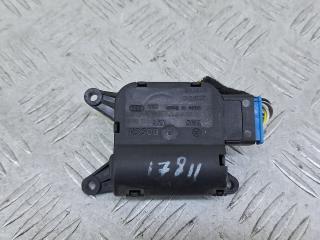 моторчик заслонки печки Volkswagen Touran 1 поколение 2005, 1.9 л., дизель, МКПП, минивэн, передний привод, 1K1907511E, 0Q32801343
