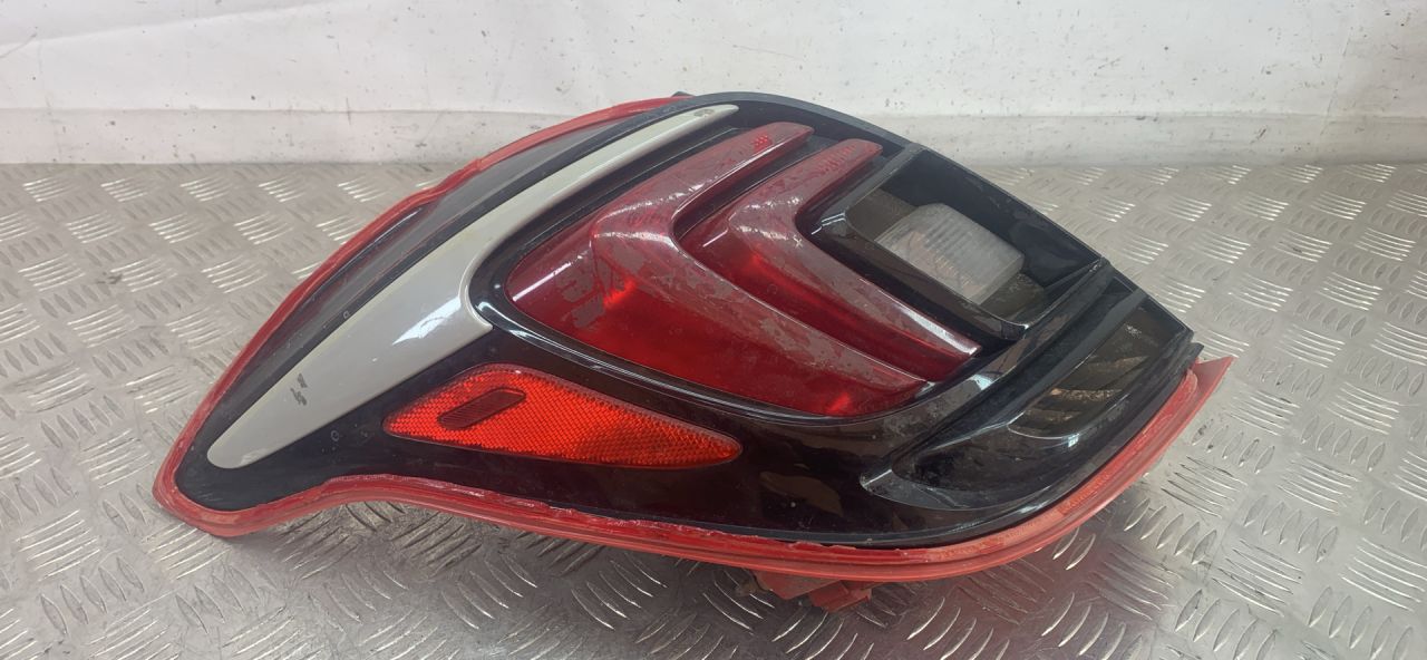 фонарь задний левый Buick Encore 1 поколение (2012 - 2016), 42673072 - фото №1