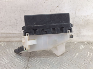 блок предохранителей Nissan Almera Tino V10 2003, минивэн, 252309F920