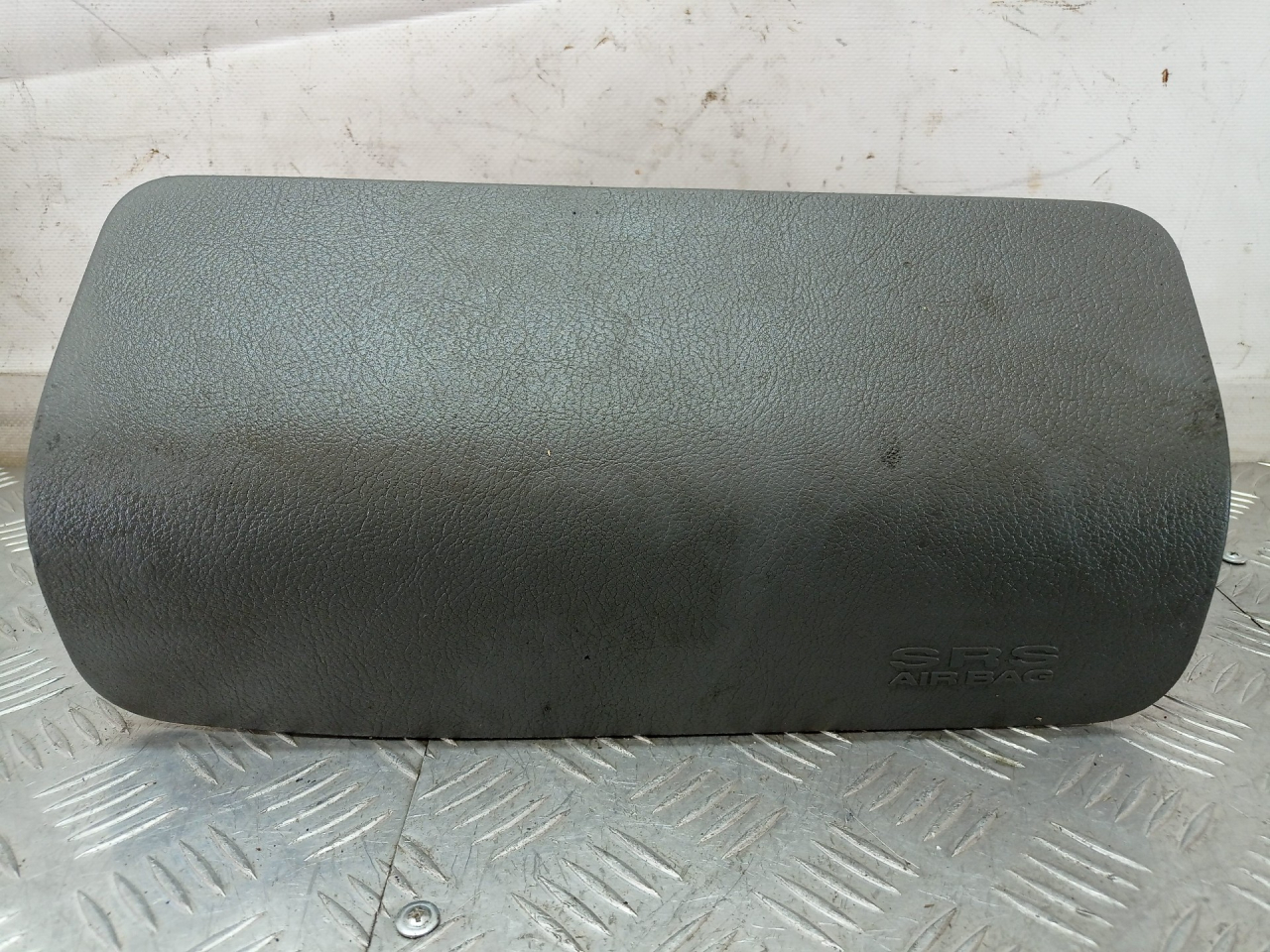 подушка безопасности пассажира Daewoo Kalos 1 поколение 2004, 1.4 л., F14D3, бензин, МКПП, красный, минивэн, передний привод, 04100097, 965344724 - фото №1