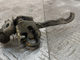 ограничитель открывания двери Opel Corsa C 2003, 1.3 л., Z13DT, дизель, черный, хетчбэк 3 дв., передний привод