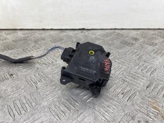 моторчик заслонки печки Toyota Yaris P1 (1999 - 2003), 063700-7900