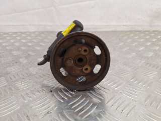 насос гидроусилителя руля Renault Clio 2 поколение (1998 - 2002), 1.2 л., 7700840105, 7700840805C