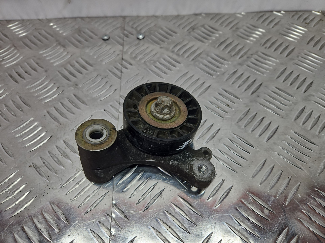 Ролик обводной Opel Corsa C 2003, 1.0 л., бензин, Z10XE, A190531965 - фото №1