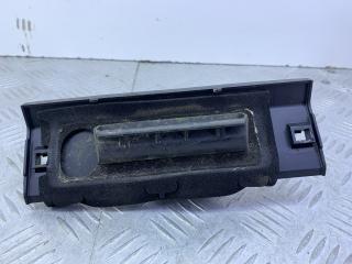 ручка крышки багажника Peugeot 206 1 поколение [рестайлинг] (2002 - 2009), 1.4 л., KFU (ET3J4), бензин, МКПП, серебро, хетчбэк 3 дв., передний привод, N0501499