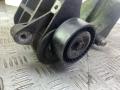 кронштейн компрессора кондиционера Ford Fiesta 5 поколение [рестайлинг] (2005 - 2010), 1.3 л., бензин, МКПП, синий, хетчбэк 5 дв., передний привод - фото №6