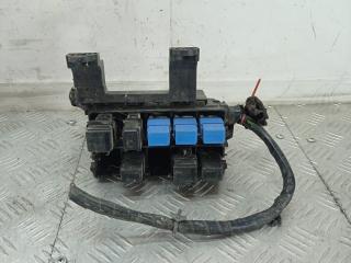 блок предохранителей Nissan Almera Tino V10 [рестайлинг] 2004, 2.2 л., YD22DDTi, дизель, МКПП, серый, минивэн, передний привод