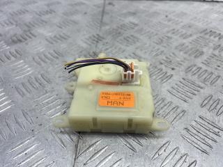 моторчик заслонки печки Ford Mondeo 1 поколение 1994, 1.8 л., бензин, МКПП, черный, хетчбэк 5 дв., передний привод, 93BW-19E616-AB