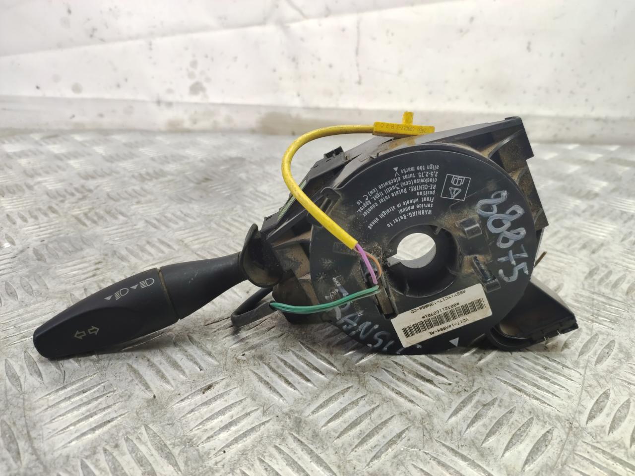 переключатель подрулевой (стрекоза) Ford Transit 5 поколение 2002, 2.0 л., дизель, микроавтобус, YC1T13335AE - фото №1