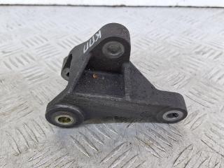 кронштейн КПП Ford Focus 1 поколение [рестайлинг] (2001 - 2005), 1.8 л., бензин, МКПП, серебро, хетчбэк 5 дв., передний привод, 98AB6P093CF