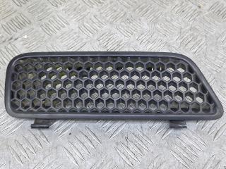 решетка радиатора Renault Scenic 1 поколение [рестайлинг] 2002, 1.6 л., K4M 700, бензин, МКПП, серебро, минивэн, передний привод, 7700428467